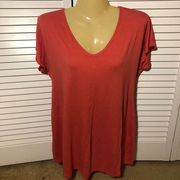 Old Navy Tops - Old navy maternity t-shirt medium orange